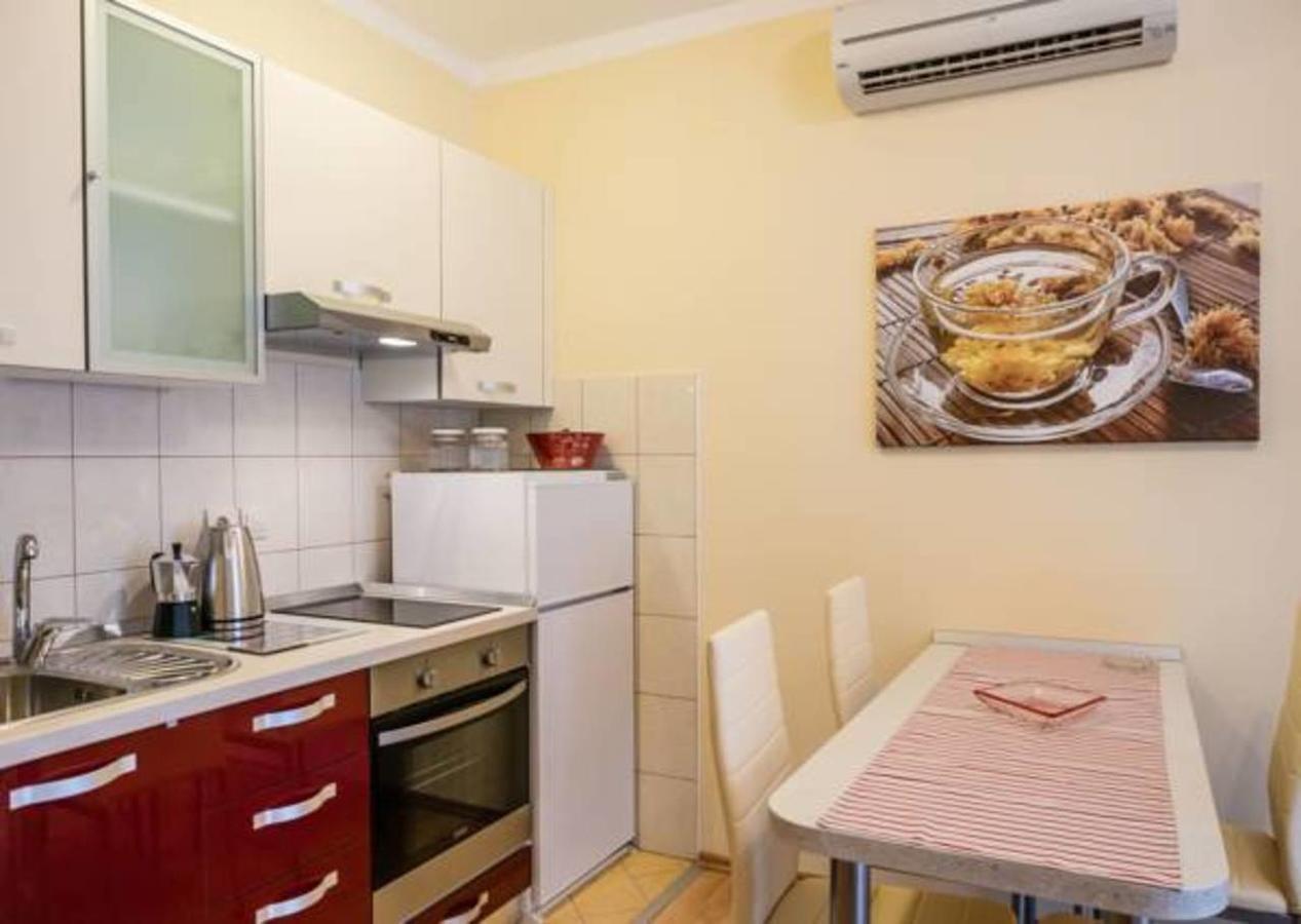 White House Hvar Apartment Hvar Island Exterior photo